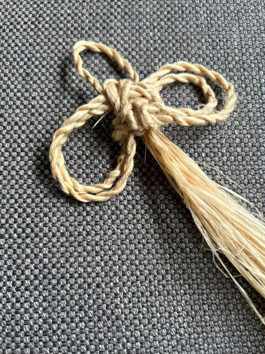 手で結んだ精麻の作品
